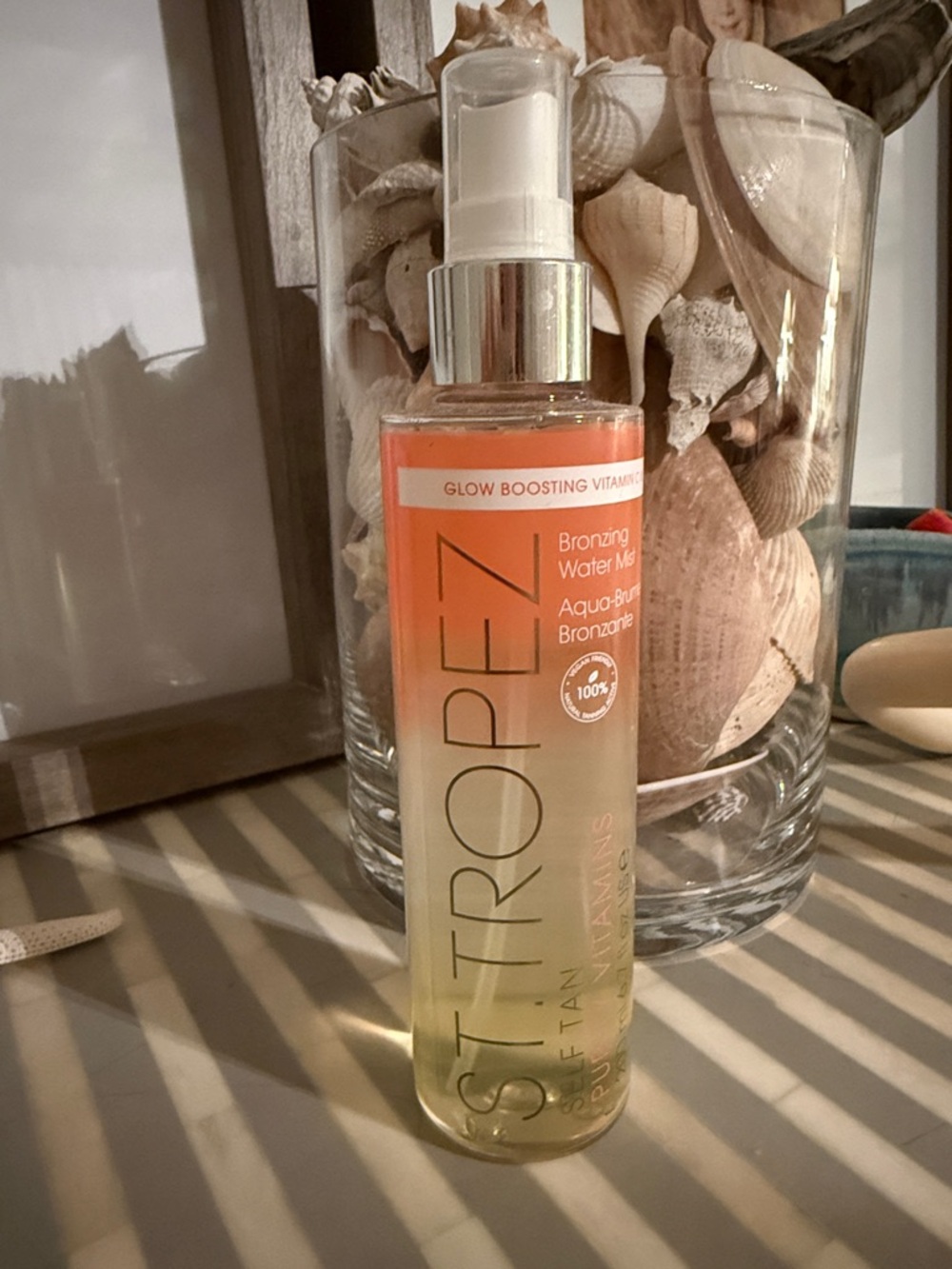 Full bottle. St. Tropez Bronzing Water Mist — glow boosting vit c & d